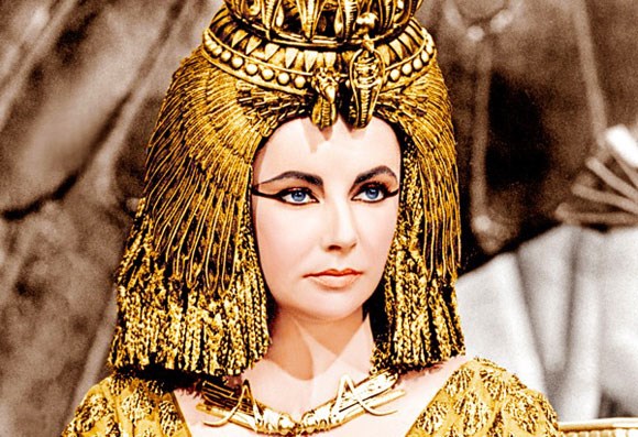 Làm trắng da của nữ hoàng Cleopatra
