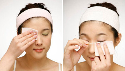 Cách sử dụng tẩy trang mắt môi trà xanh
